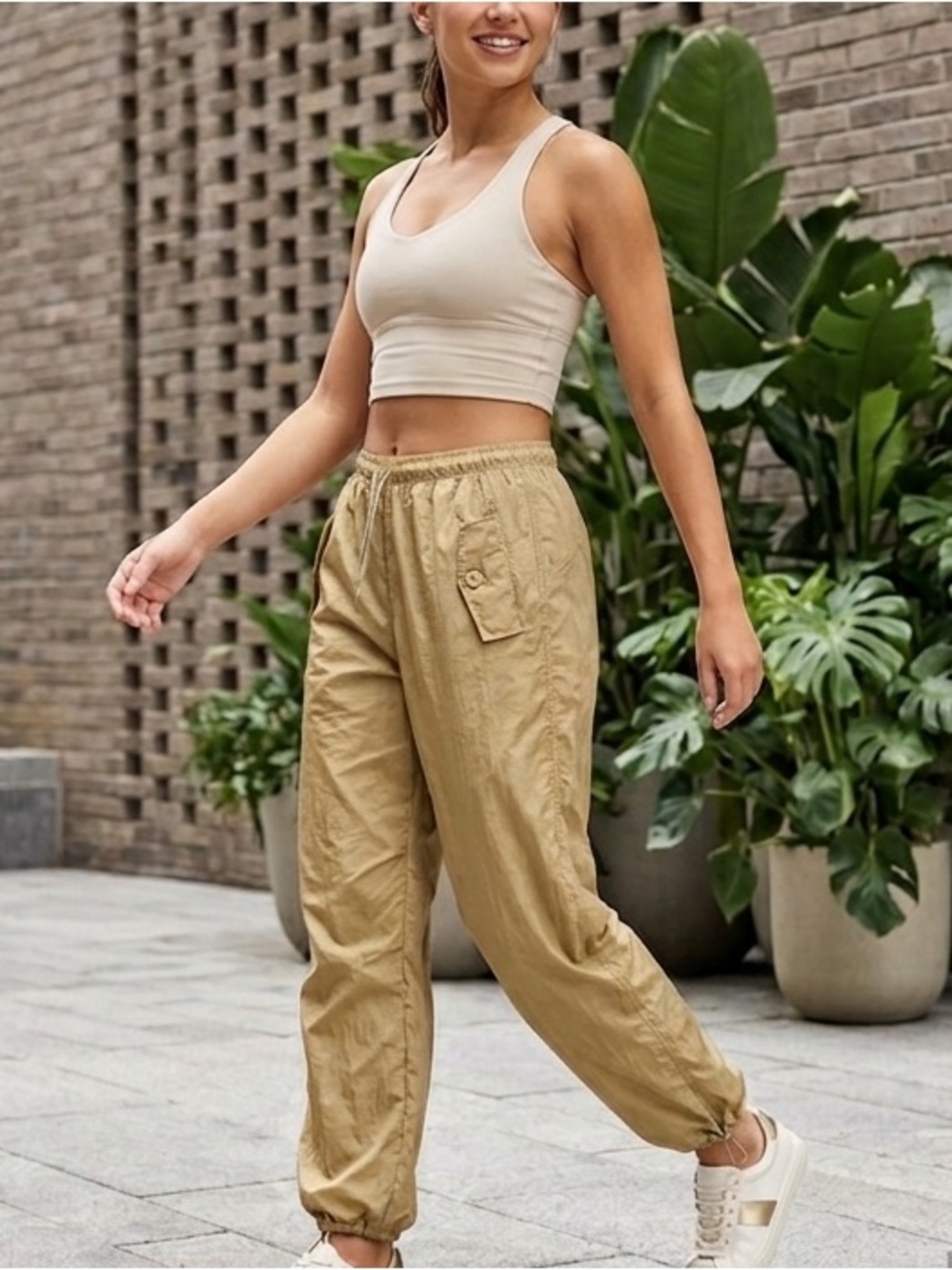 NWT Lizard Thicket swishy nylon track pants